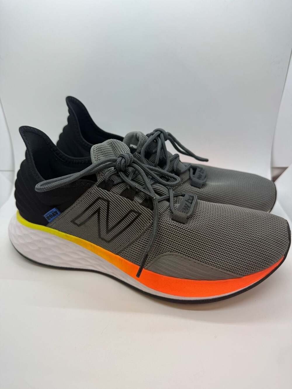 New Balance Fresh Foam Roav Mens Size 10 Running Shoes